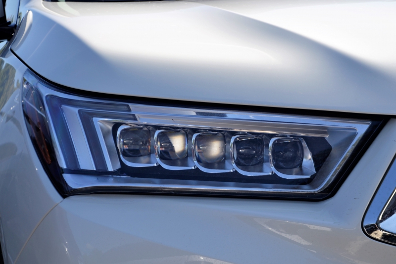 concession-auto-TOURNEFORT-min_acura-headlamp-2834131